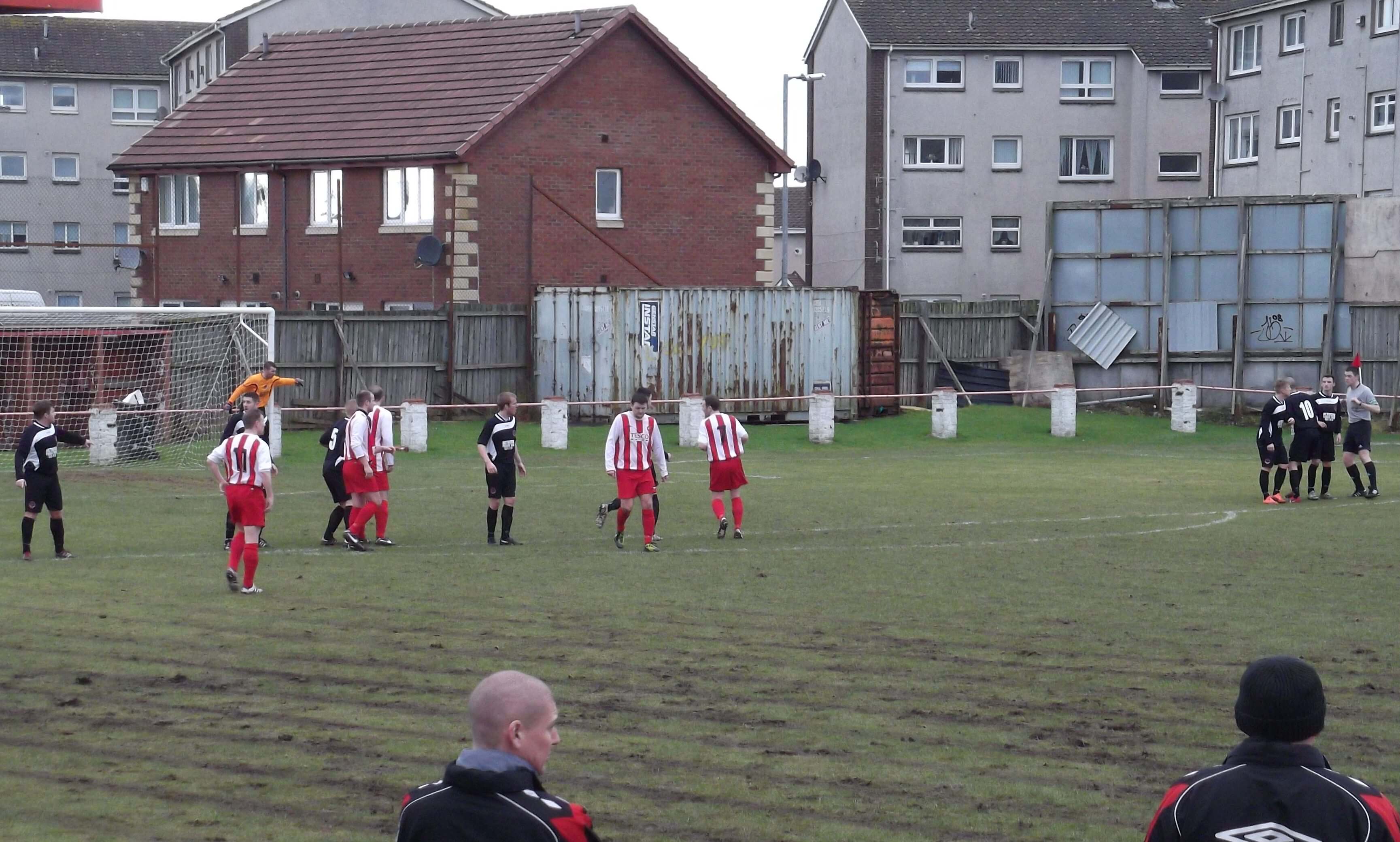 Thistle line up a first half free kick against Shettleston